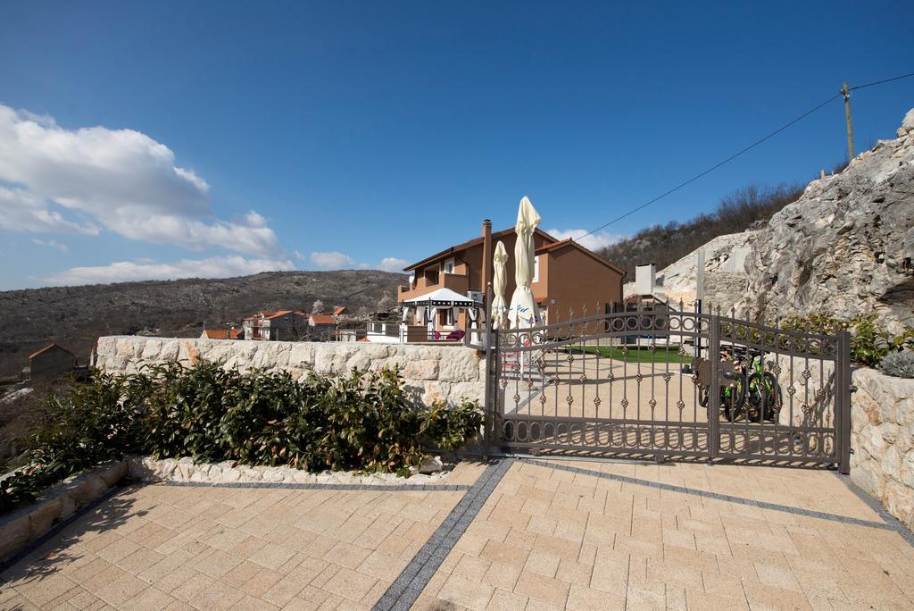 Villa Ivana Zagvozd エクステリア 写真