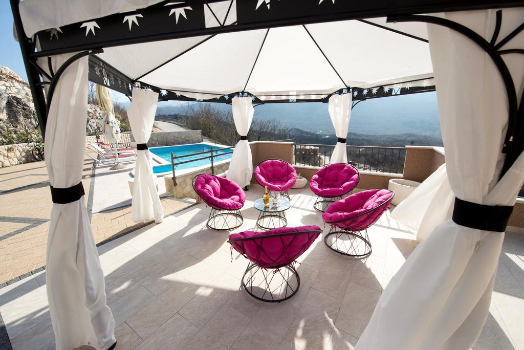 Villa Ivana Zagvozd エクステリア 写真